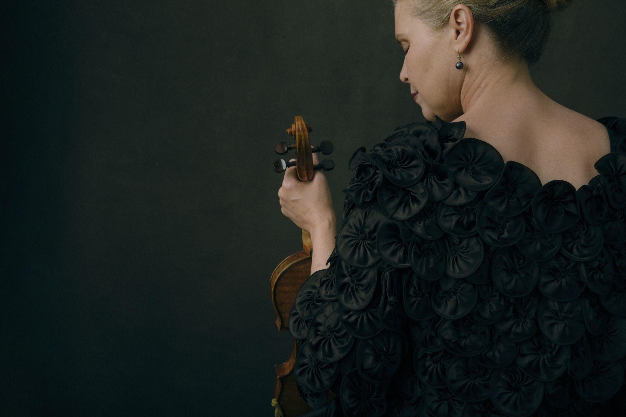 artistic director (and violinist) Susan Collins